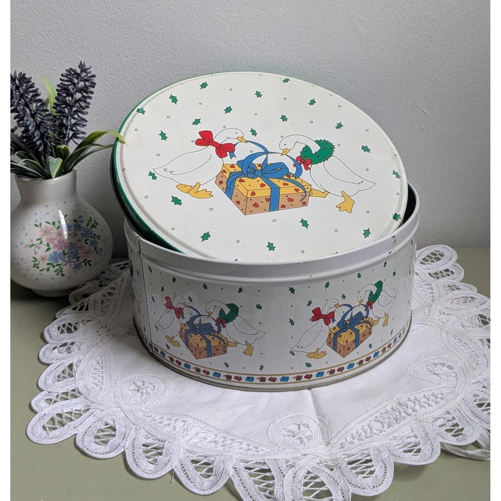 Vintage Christmas Goose Cookie Tin, Holiday Goose Metal Storage Tin, Farmhouse